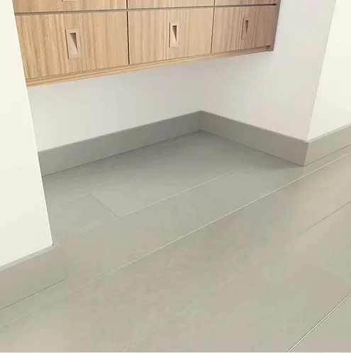 Плинтус NMC Wallstyl FD2S (110х15х2000 мм) в Тюмени