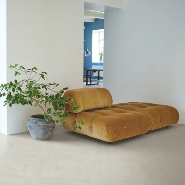 Ламинат Pergo Chevron 12 Pro Дуб Морозный Патинированный L1254-04157 в Тюмени