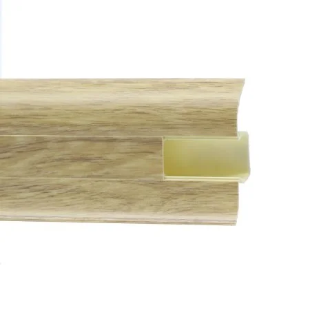 Пластиковый плинтус Royce №819 Дуб Летний (58х22х2200мм) в Тюмени
