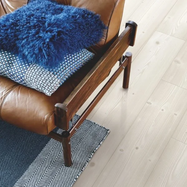 Ламинат Pergo Skara Pro Состаренная Белая Сосна L1251-03373 в Тюмени