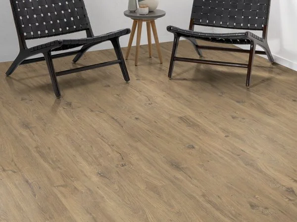 Ламинат Egger PRO 8/33 Дуб Ла-Манча EPL018 в Тюмени