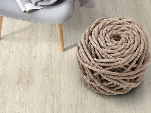 Ламинат Egger PRO 10/33 4V Дуб Азгил белый EPL153 в Тюмени