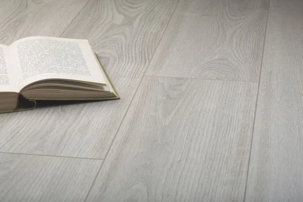 Ламинат Kronopol Platinium Milo Aqua Block 3034 Ferrara Oak в Тюмени