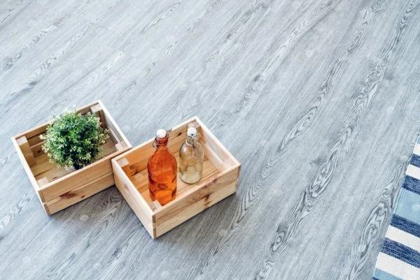 Каменно-полимерная плитка Alpine Floor Classic Ясень ECO 134-6, 4мм 43 класс в Тюмени