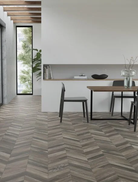 Ламинат Egger PRO 8/33 4V Large Дуб Кестинкорт Шоколад левая EPL240F4CL в Тюмени